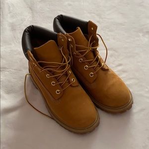 BRAND NEW timberlands